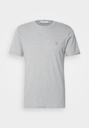Gray short-sleeve t-shirt in cotton, featuring a small orange "II" logo on the left chest and a crew neckline. Smooth texture.