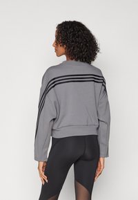 adidas Sportswear FUTURE ICONS THREE STRIPES  - Mikina - grey four