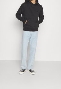 Tommy Hilfiger Felpa con cappuccio - black