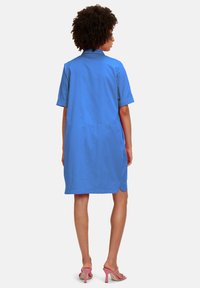 Betty Barclay MIT KNOPFLEISTE - Freizeitkleid - strong blue