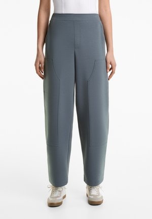 RELAXED COTTON BLEND WITH FRONT DETAILS - Tracksuit bottoms - dark blue