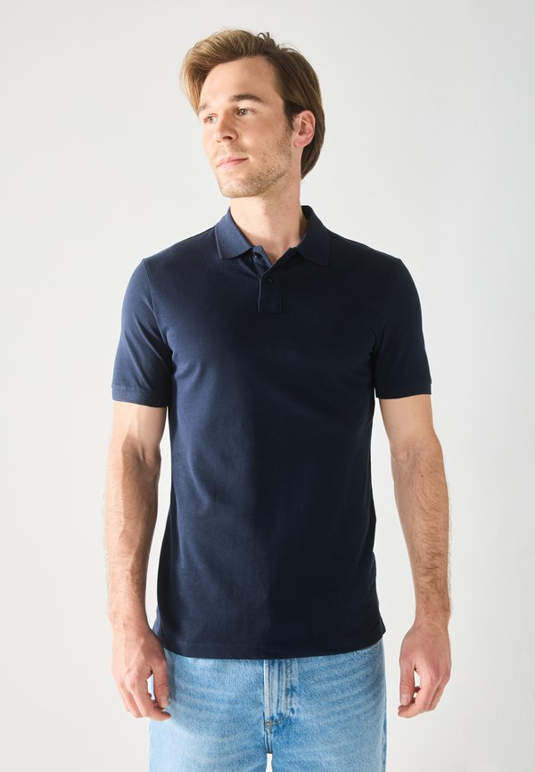 Polo shirt - sky capain