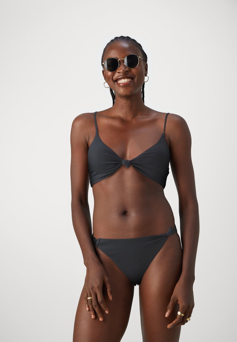 ONLY - ONLSIENNA KNOT BRAZILLIAN SET - Bikinier - black, Forstør