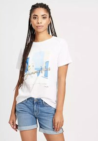 Cross Jeans - T-Shirt print - biały Thumbnail-Bild 1