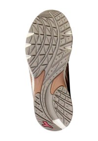 Sole di scarpa atletica grigia con battistrada decorato, accenti rosa chiaro e sezioni ergonomiche lisce per flessibilità e aderenza.
