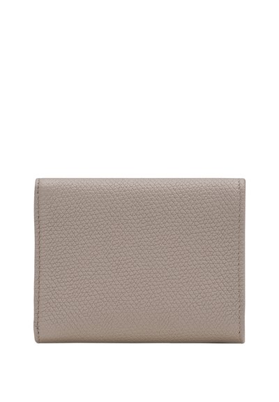 Leather wallet in light gray with a textured finish. Rectangular shape with stitched edges, featuring a minimalist design without visible hardware.