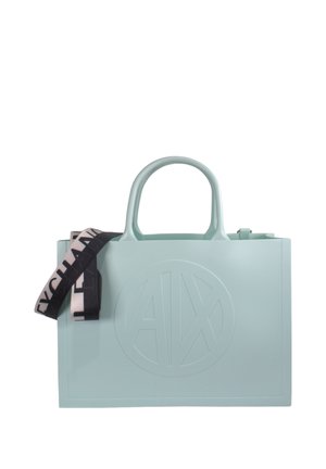 Borsa a spalla di colore verde menta realizzata in materiale testurizzato, con logo in rilievo e una tracolla branded in contrasto nera e rosa.
