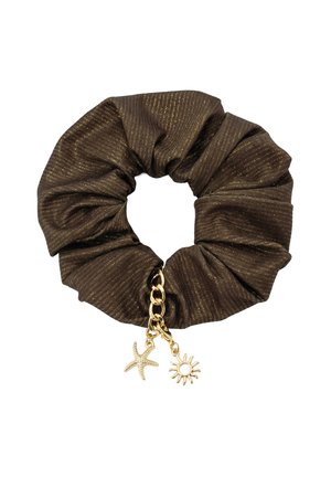 - Akcesoria do stylizacji włosów