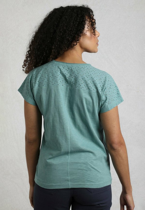 PERNILLE CUTAWAY - Print T-shirt