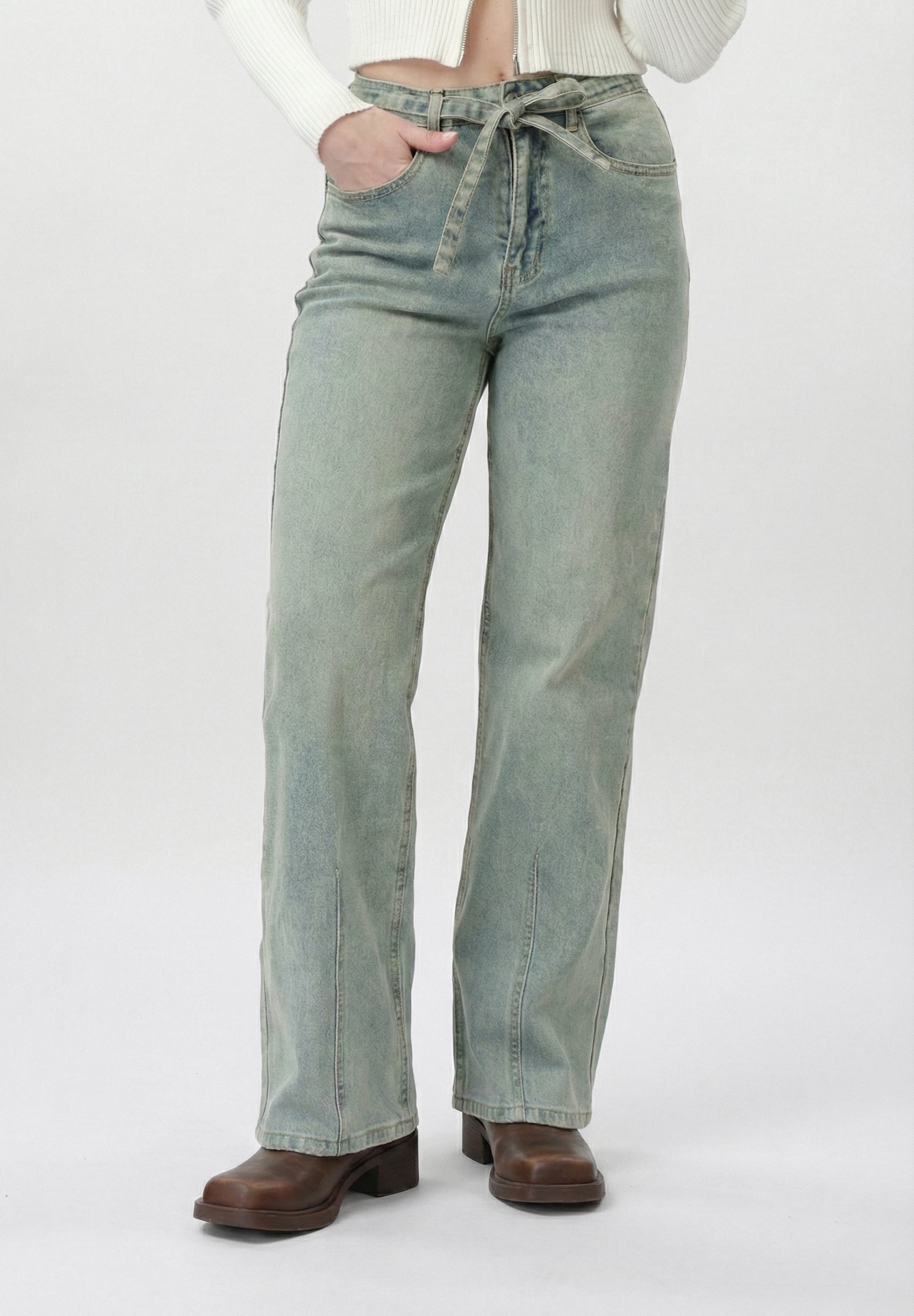 jean-boyfriend-light-blue-denim