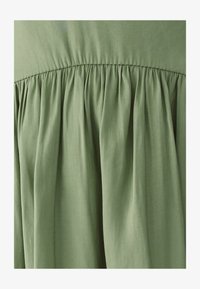 Unselected, sage green