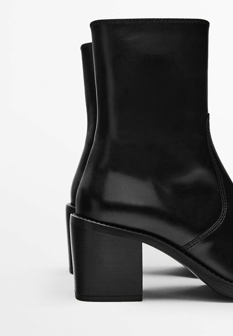 Massimo Dutti Ankle boots - black 