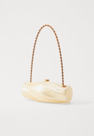 Cult Gaia JULIET SHOULDER - Käsilaukku - ivory