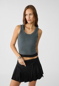 BELTED - Minisukně - black