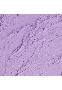 Teksturert lavendeloverflate med subtile nyansevariasjoner, med en matt finish og synlige sirkler og linjer fra påføringen.