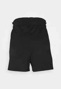 Pantaloni corti neri realizzati in un tessuto morbido e elasticizzato. Presentano una vita elastica e un design semplice e lineare senza tasche.