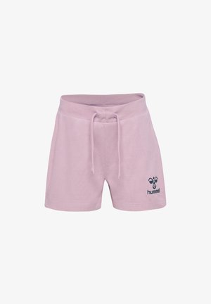 Lilla shorts lavet af blød stof, med en elastisk talje med snor og et sort logo på nederste venstre side.