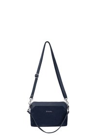 Granatowa torba na ramię z mixem gładkich i teksturowanych materiałów, wyposażona w zamek błyskawiczny i regulowany pasek. Srebrne akcenty metalowe.