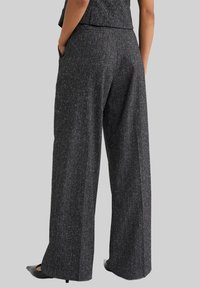 WE Fashion Pantalones - black