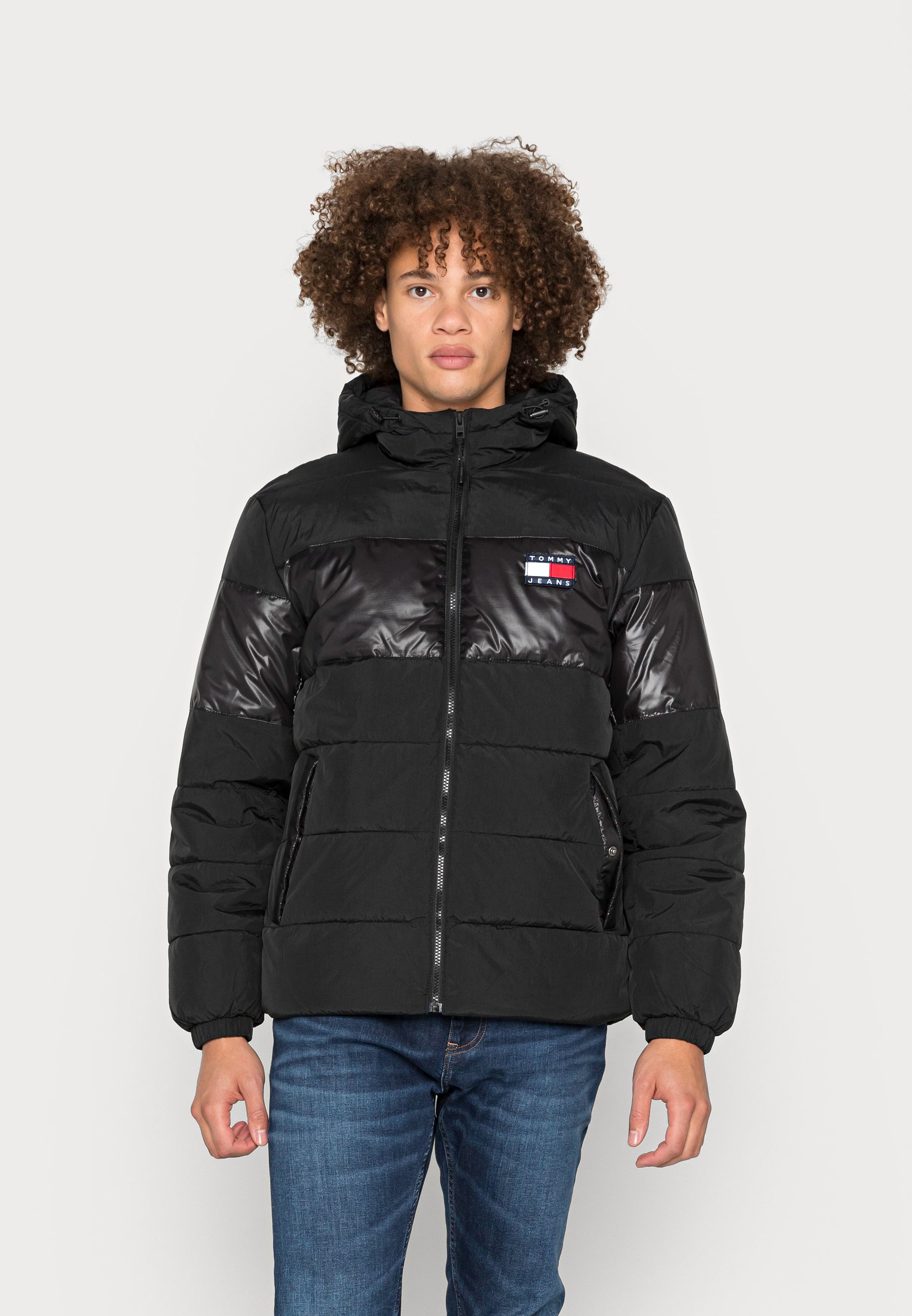 Tommy Jeans TONAL BLOCKING LIGHT PUFFER 