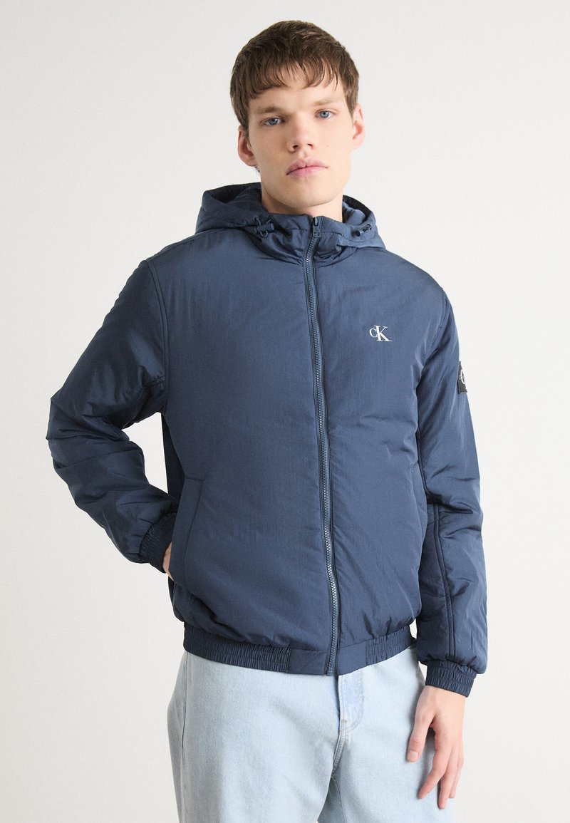 Calvin Klein Jeans PADDED HOODED HARRINGTON - Lahka jakna - ink