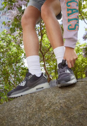 Baskets basses - black