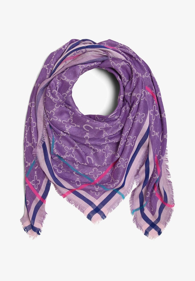 Écharpe violette avec des motifs géométriques et floraux rose clair, comprenant des rayures diagonales roses, bleues et bleu sarcelle, avec des bords effilochés.