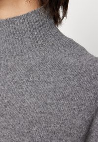 DRYKORN LYZIMA - Pulover - grey