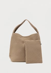 Δεν επιλέχθηκε, cashmere