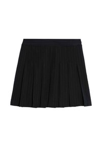 Czarna plisowana spódnica z delikatnymi pionowymi prążkami, jednolitą talią i teksturowanym wykończeniem materiału. Klasyczny krój odpowiedni na różne okazje.