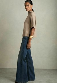 Reiss OLIVIA - Pamata T-krekls - neutral