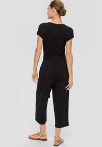 s.Oliver BLACK LABEL Jumpsuit - schwarz
