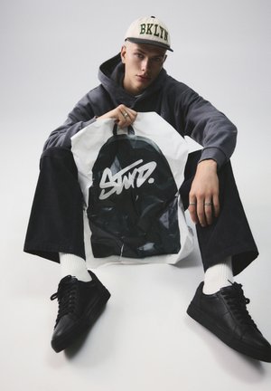 CASUAL - Sneaker low - black