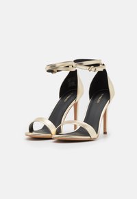 Even&Odd Sandaler med høye hæler - gold