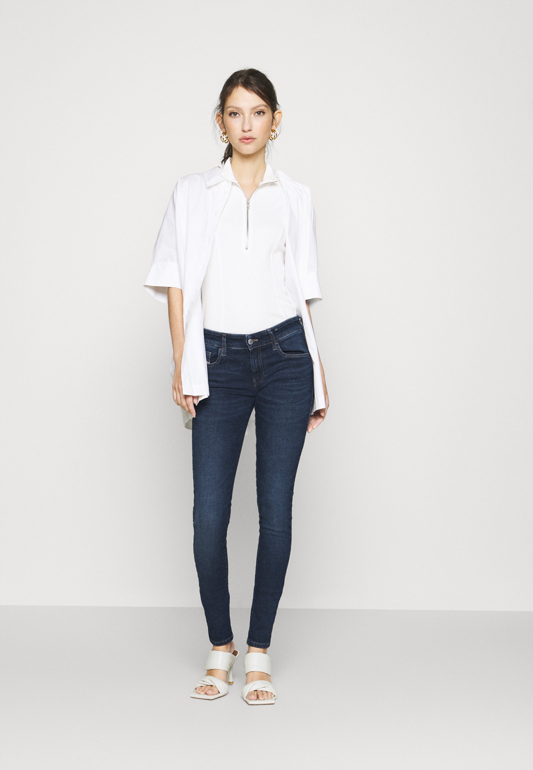 Diesel SLANDY LOW - Jeans Skinny Fit - indigo/blu denim - Zalando.it