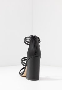 Call it Spring Sandali con tacco - black