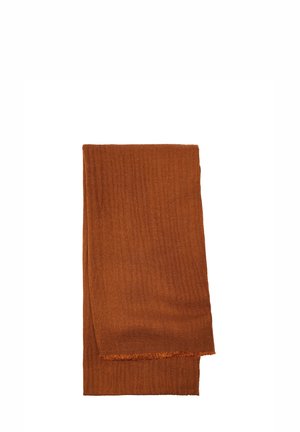 Brązowy wełniany szalik z wzorem jodełki, z frędzlami na brzegach i wydłużonym prostokątnym kształtem. Miękka tekstura i średnia waga.