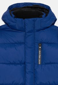 Calvin Klein Jeans ESSENTIAL PUFFER JACKET UNISEX - Žieminė striukė - bold blue