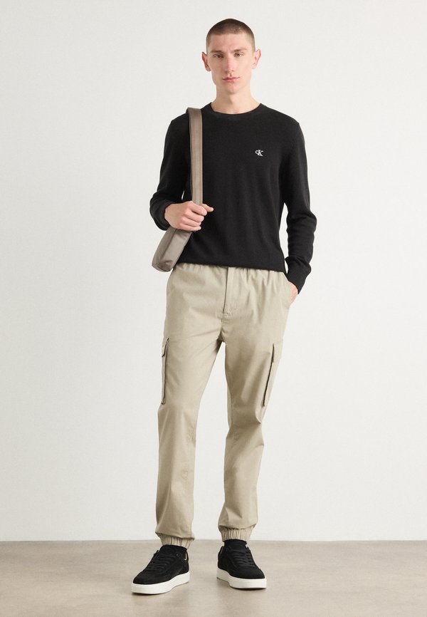 Cargo trousers - vintage khaki4