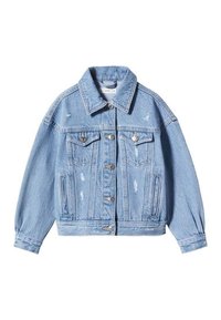 Světle modrá džínová bunda s klasickým límečkem, zapínáním na knoflíky, předními kapsami a efektem ošoupaného vzhledu. Oversized střih s dlouhými rukávy.