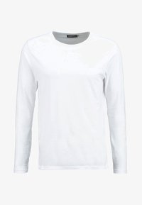 Kijelölve, optical white