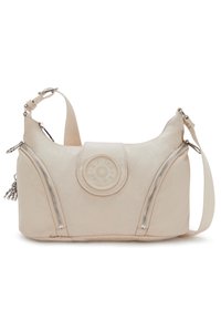 Borsa a mano beige chiaro con forma arrotondata, realizzata in materiale liscio. Presenta cerniere, un patch circolare con logo e una tracolla removibile.