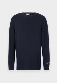 Δεν επιλέχθηκε, sky captain