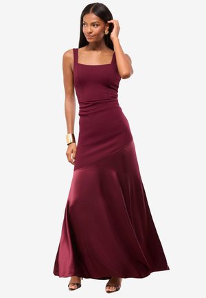 Lipsy, PETITE FIT -  MIX STRUCTURED FISHTAIL BRIDESMAID MAXI  - Alkalmi viselet - burgundy red
