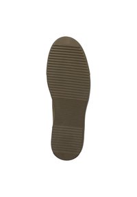 Rubberen schoenzool met een gestructureerd oppervlak. Beschikt over horizontale en verticale groeven voor grip. Kleur is een gedempt bruin.