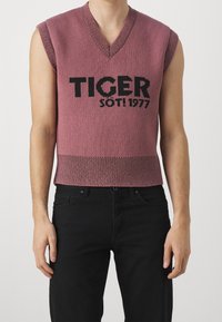 Tiger of Sweden Stickad tröja - dark red