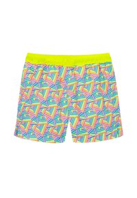 Shorts de bain colorés avec un motif géométrique de triangles en rose, bleu, jaune et vert, avec une taille élastique jaune vif.