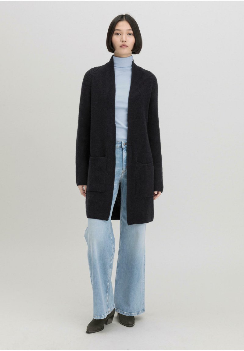 hessnatur Strickjacke - schwarz