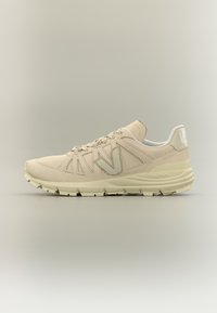 Unselected, areia/pierre/oat