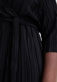 Vero Moda Curve VMCELVY ANKLE DRESS - Rochie maxi - black